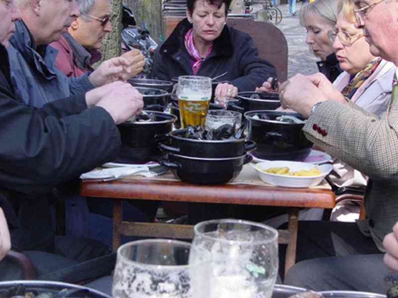 14_Dsc02059 copier (Sommier).jpg - Moules-frites et bière... comme de bien entendu !